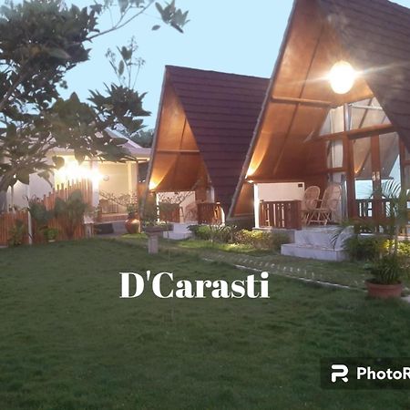 D' Carasti Bungalow Masbagik Exteriör bild