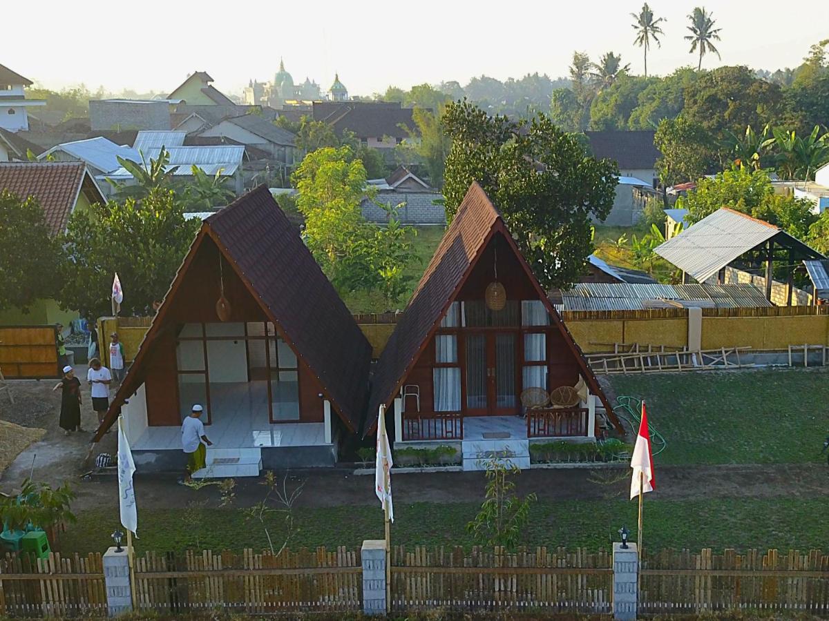 D' Carasti Bungalow Masbagik Exteriör bild