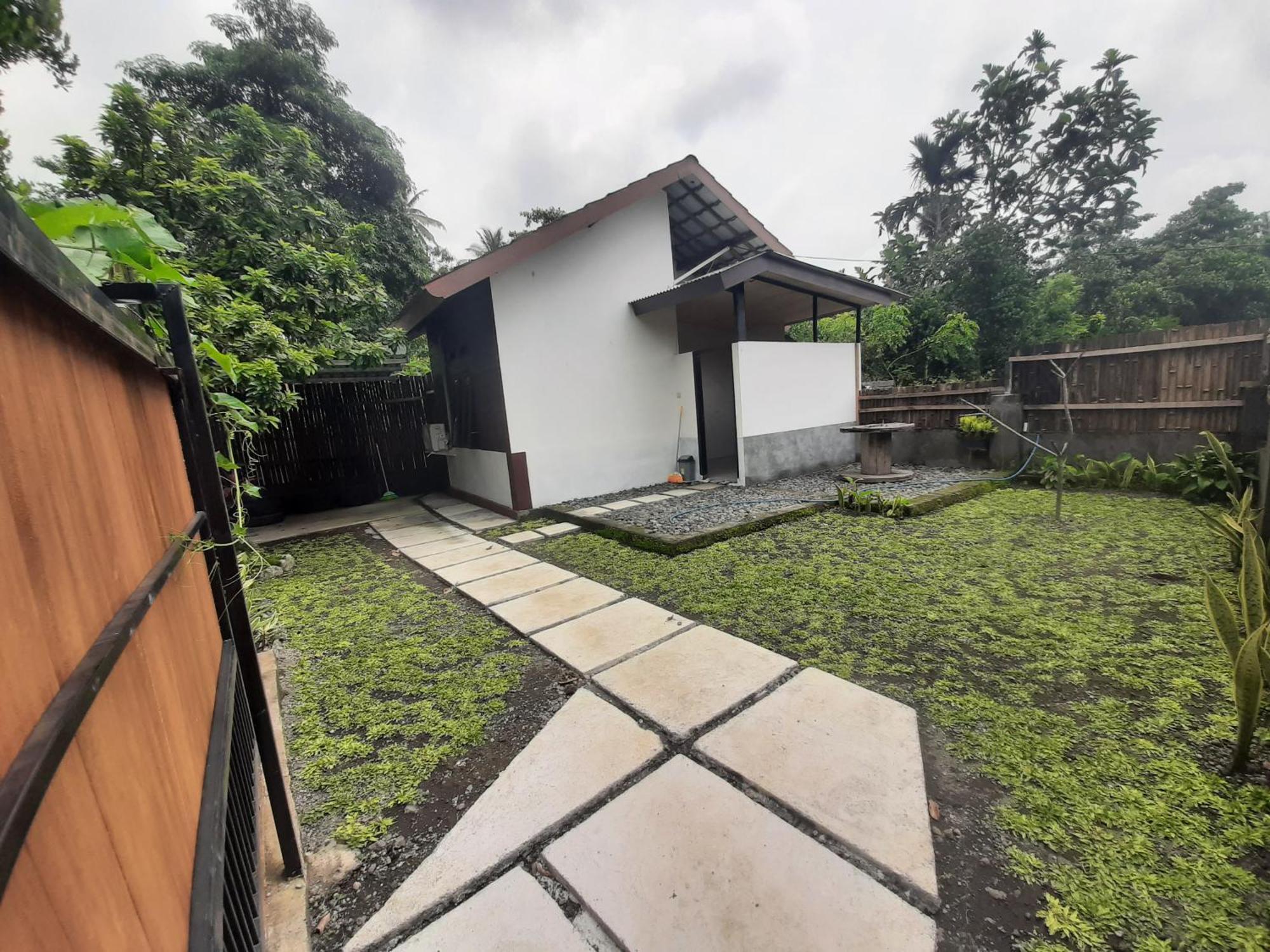 D' Carasti Bungalow Masbagik Rum bild